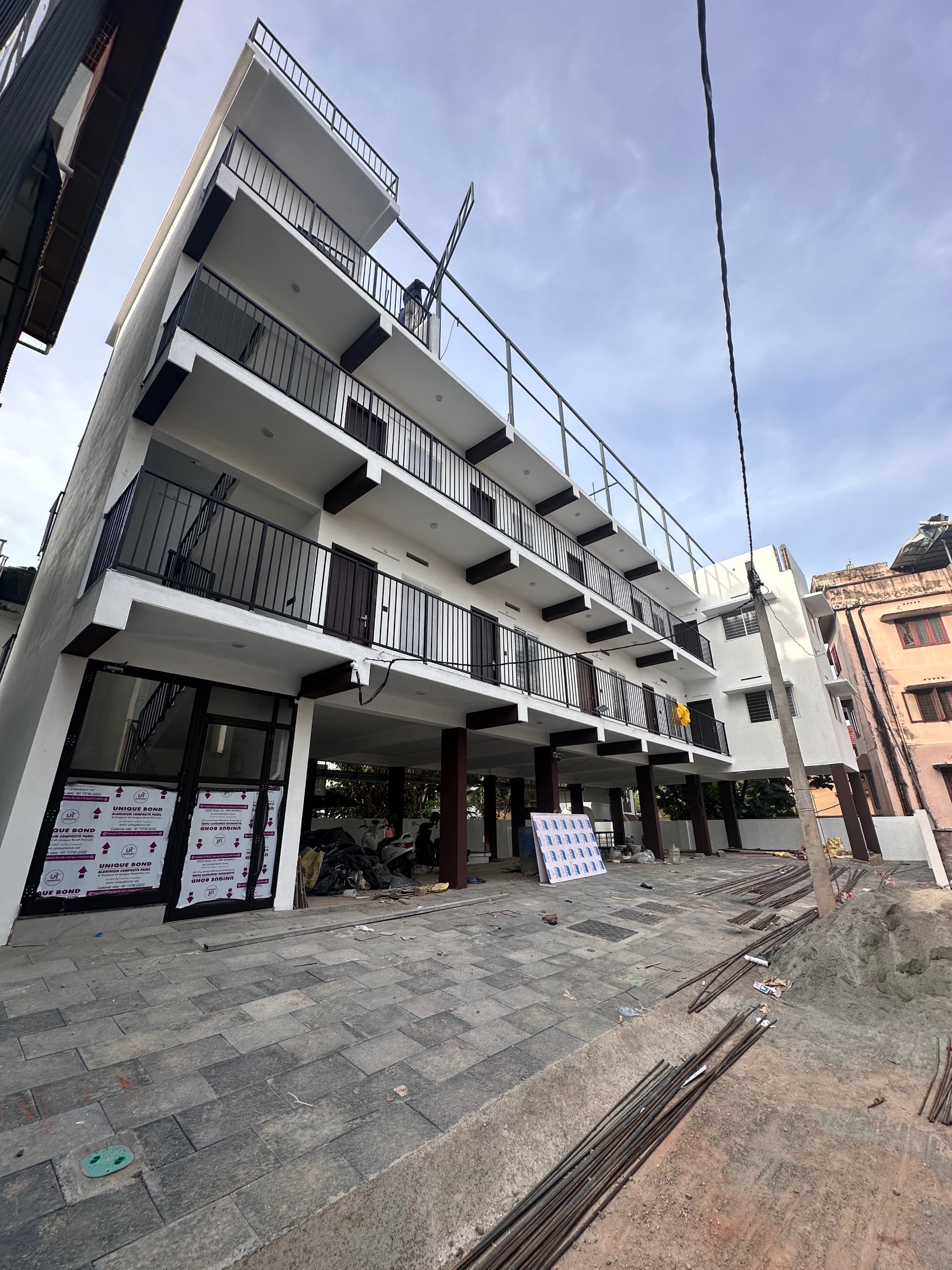 10 BHK Apartment for Sale in DLF City, Kochi