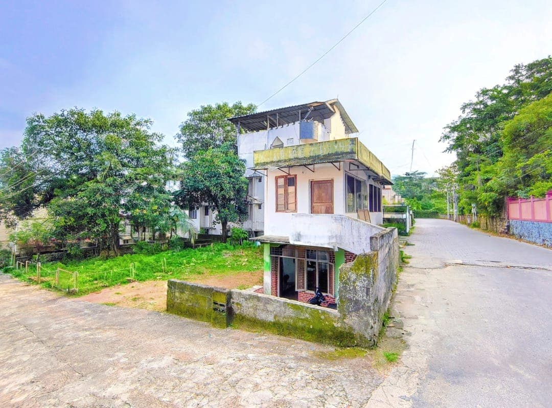 Plot for Sale in Pathadipalam, Kochi