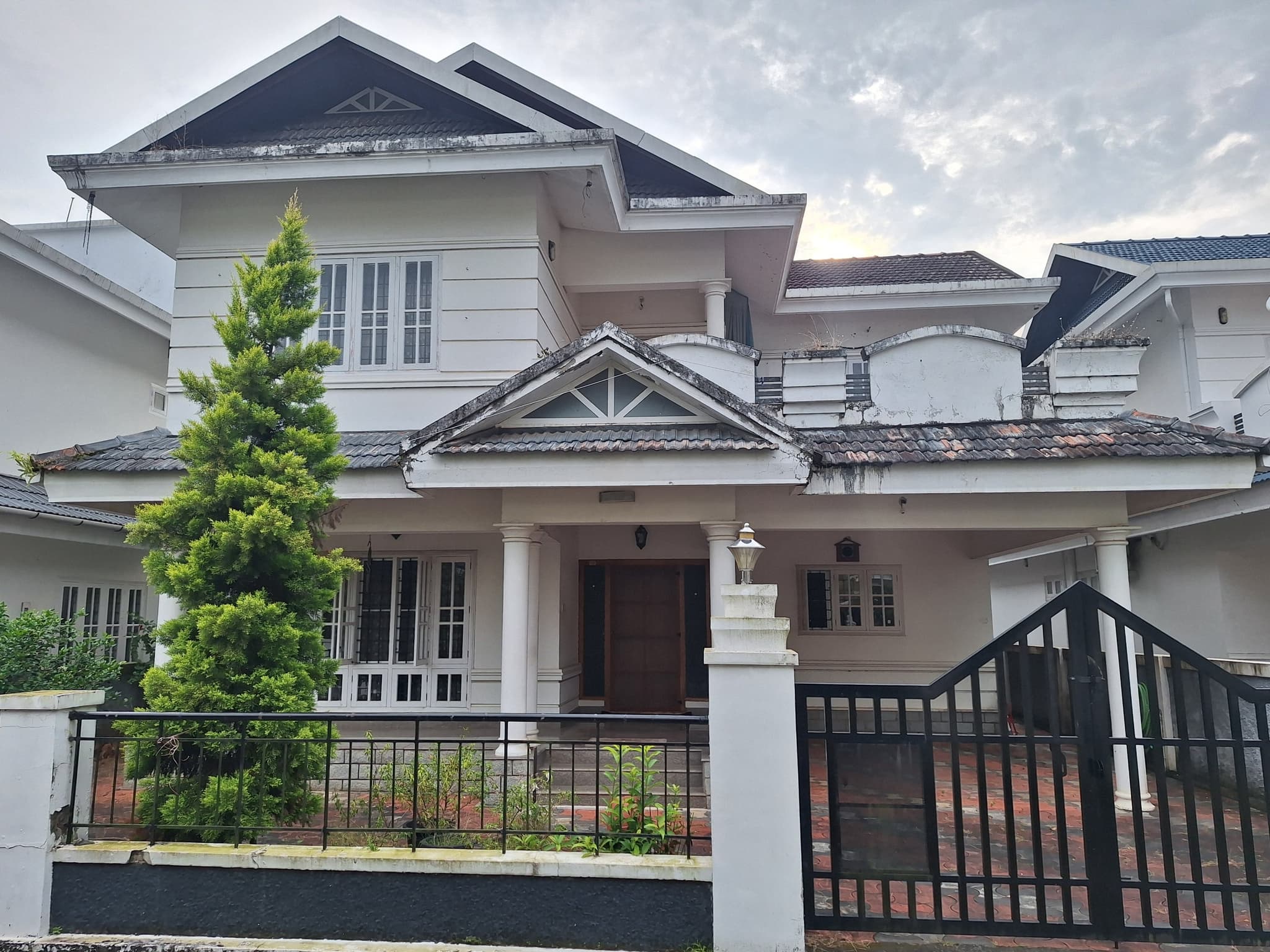 4 BHK Villa for Sale in Ottaplackal, Kottayam