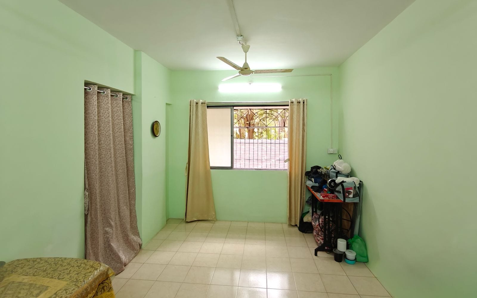 2BHK Flat for sale in Thane West