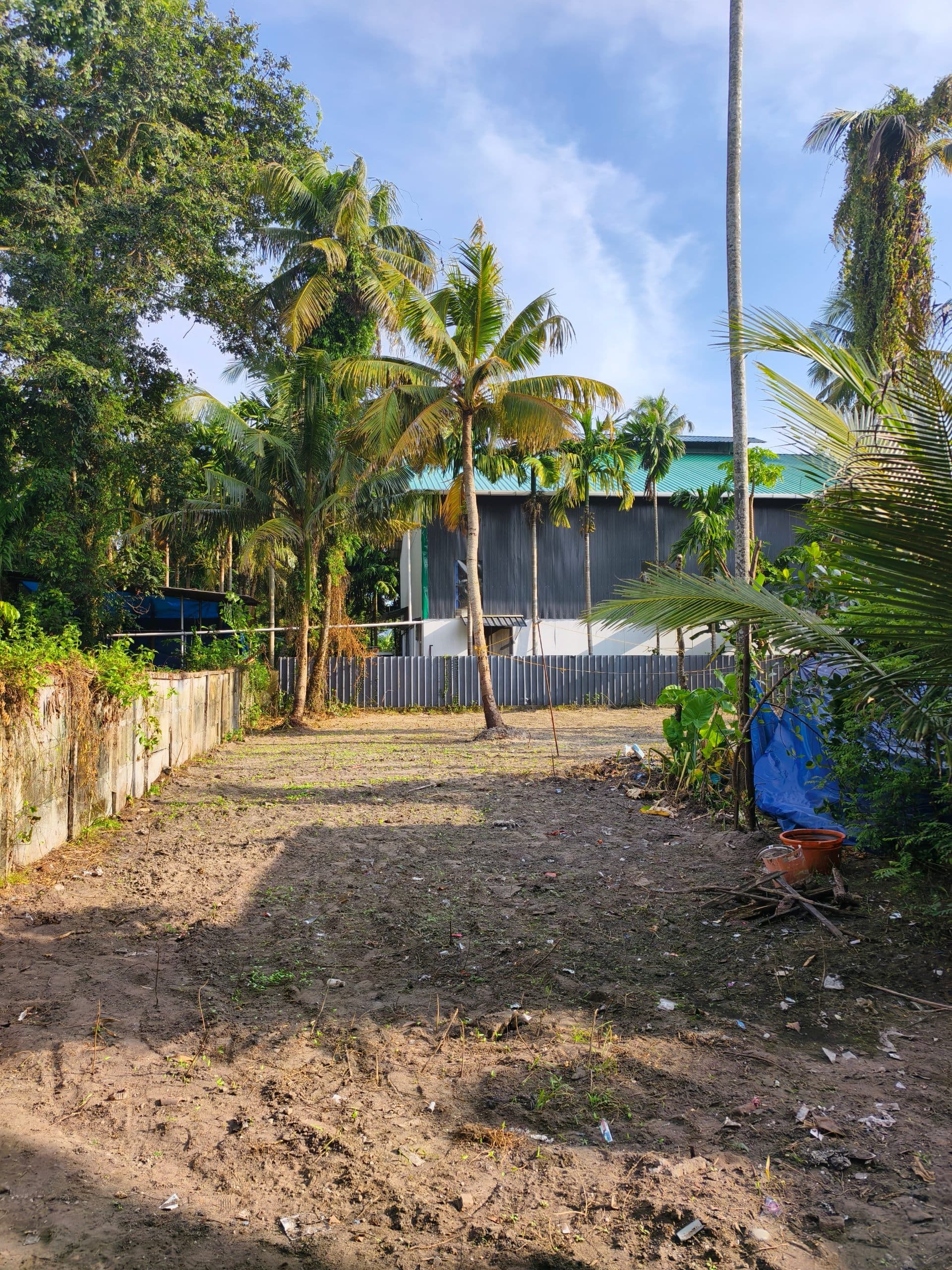 Plot for Sale in Maniyan thuruth, Kochi