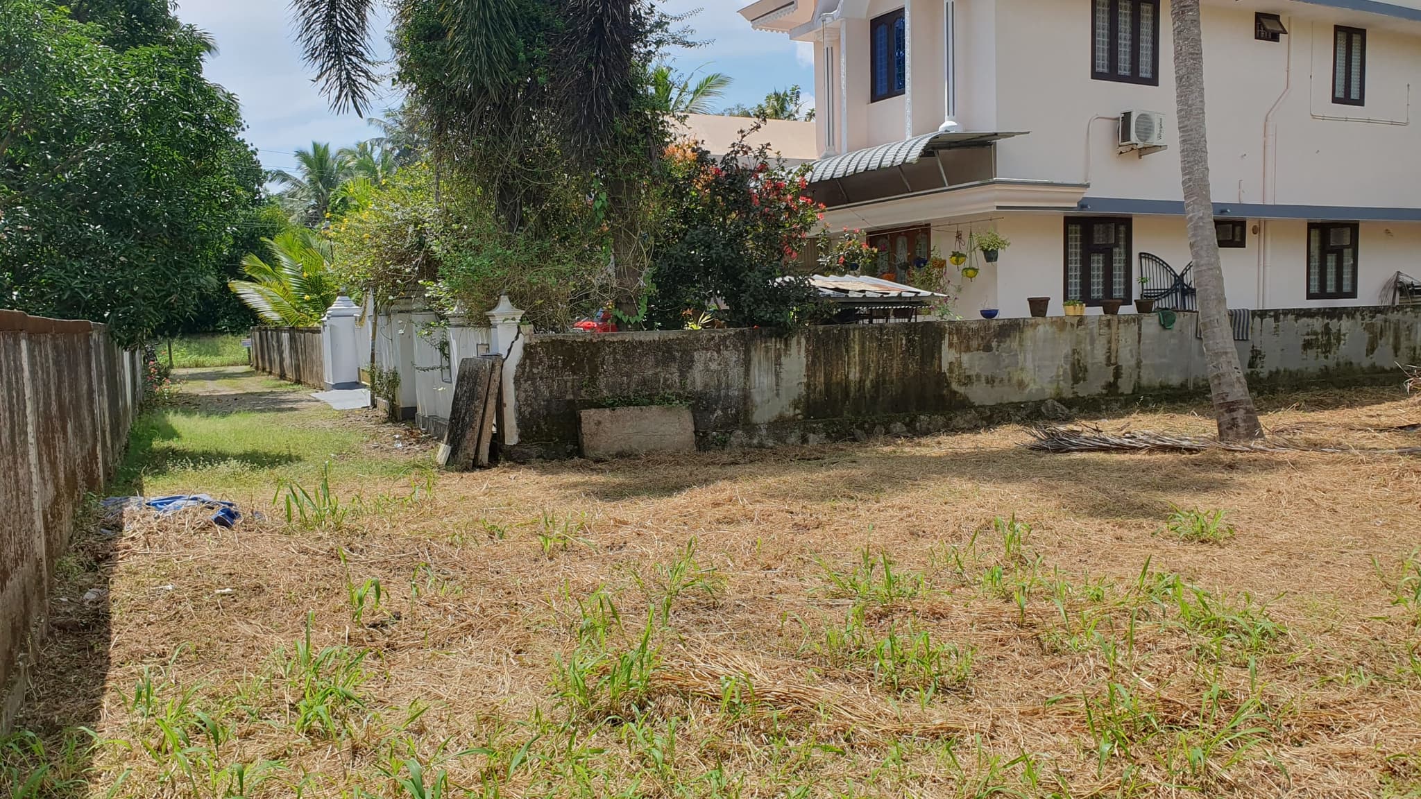 Plot for Sale in Thachudaparambu, Thrissur