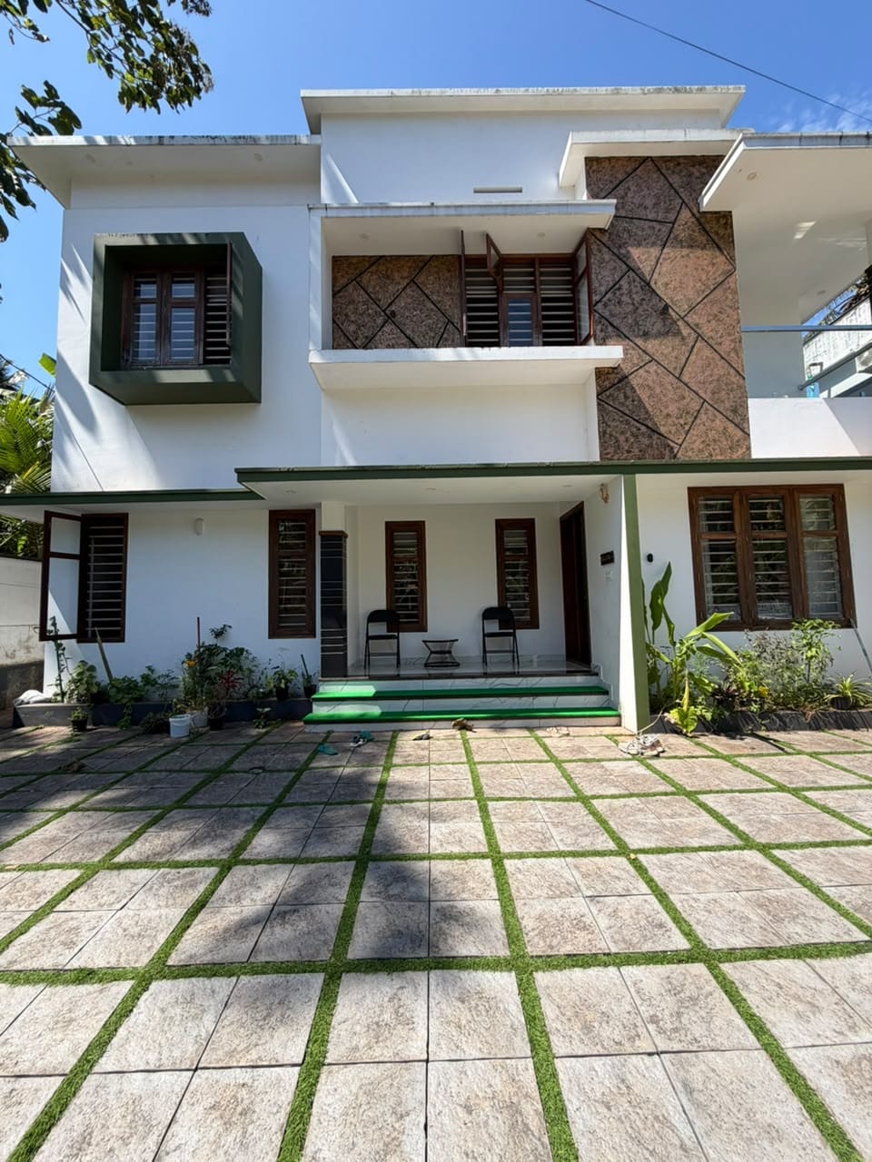 4 bhk